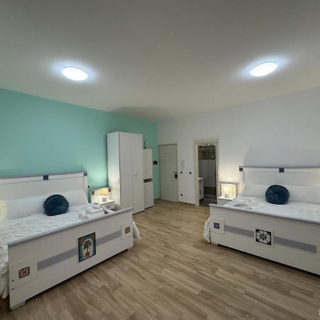 Emerella Luxury Suites-Siderno Lungomare Zewnętrze zdjęcie