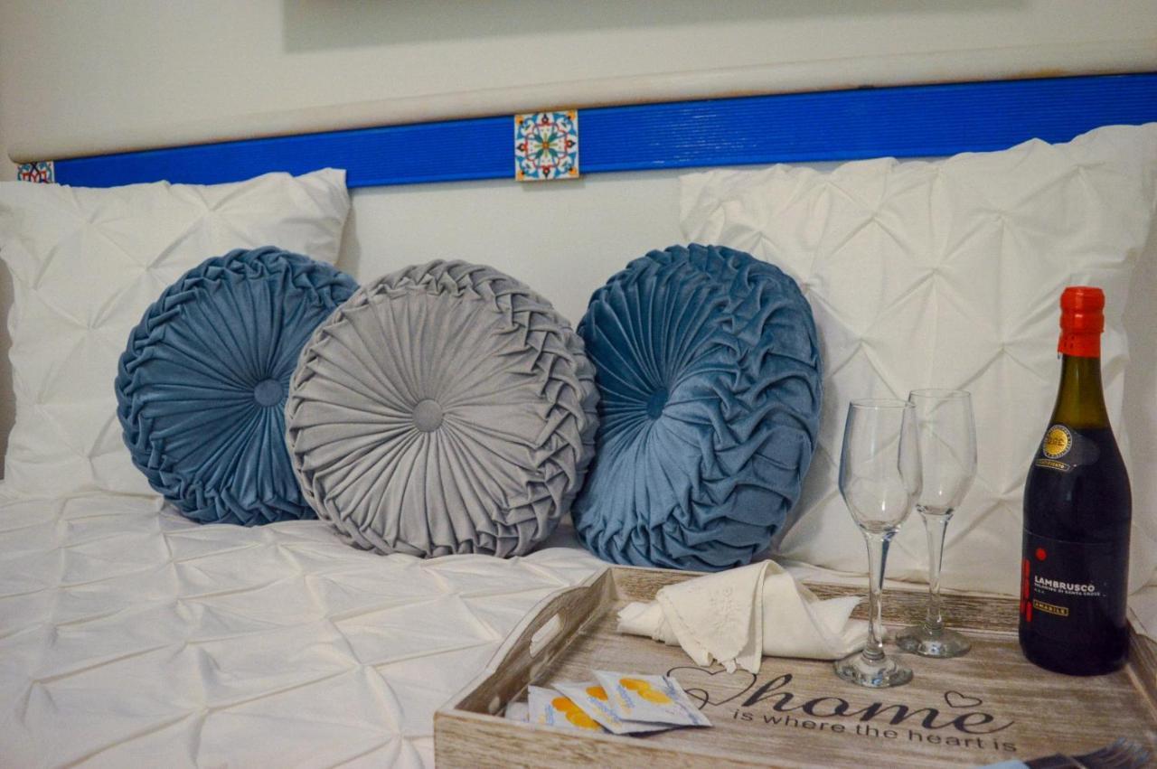 Emerella Luxury Suites-Siderno Lungomare Zewnętrze zdjęcie
