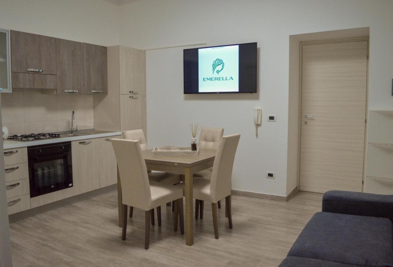 Emerella Luxury Suites-Siderno Lungomare Zewnętrze zdjęcie