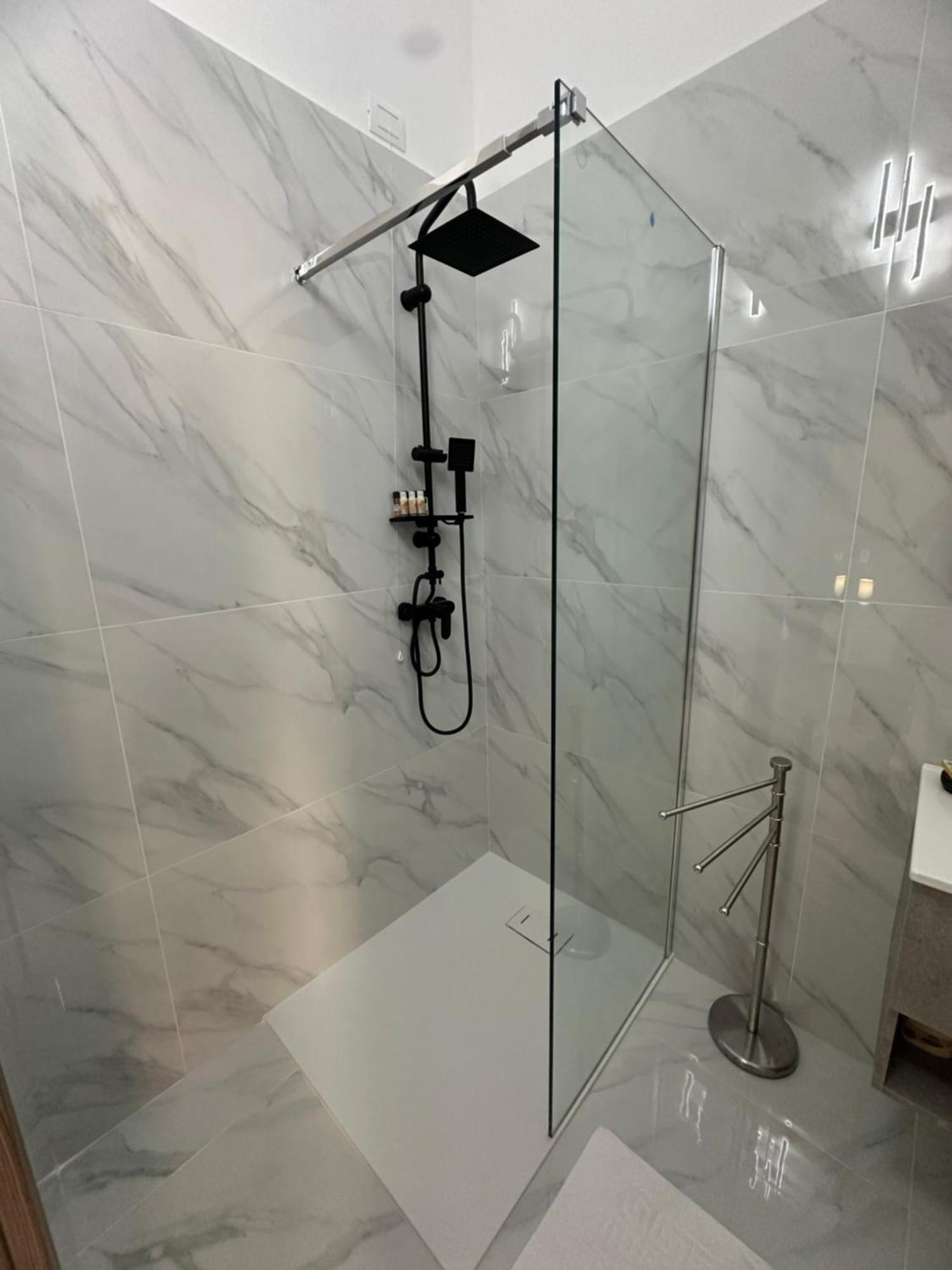 Emerella Luxury Suites-Siderno Lungomare Zewnętrze zdjęcie