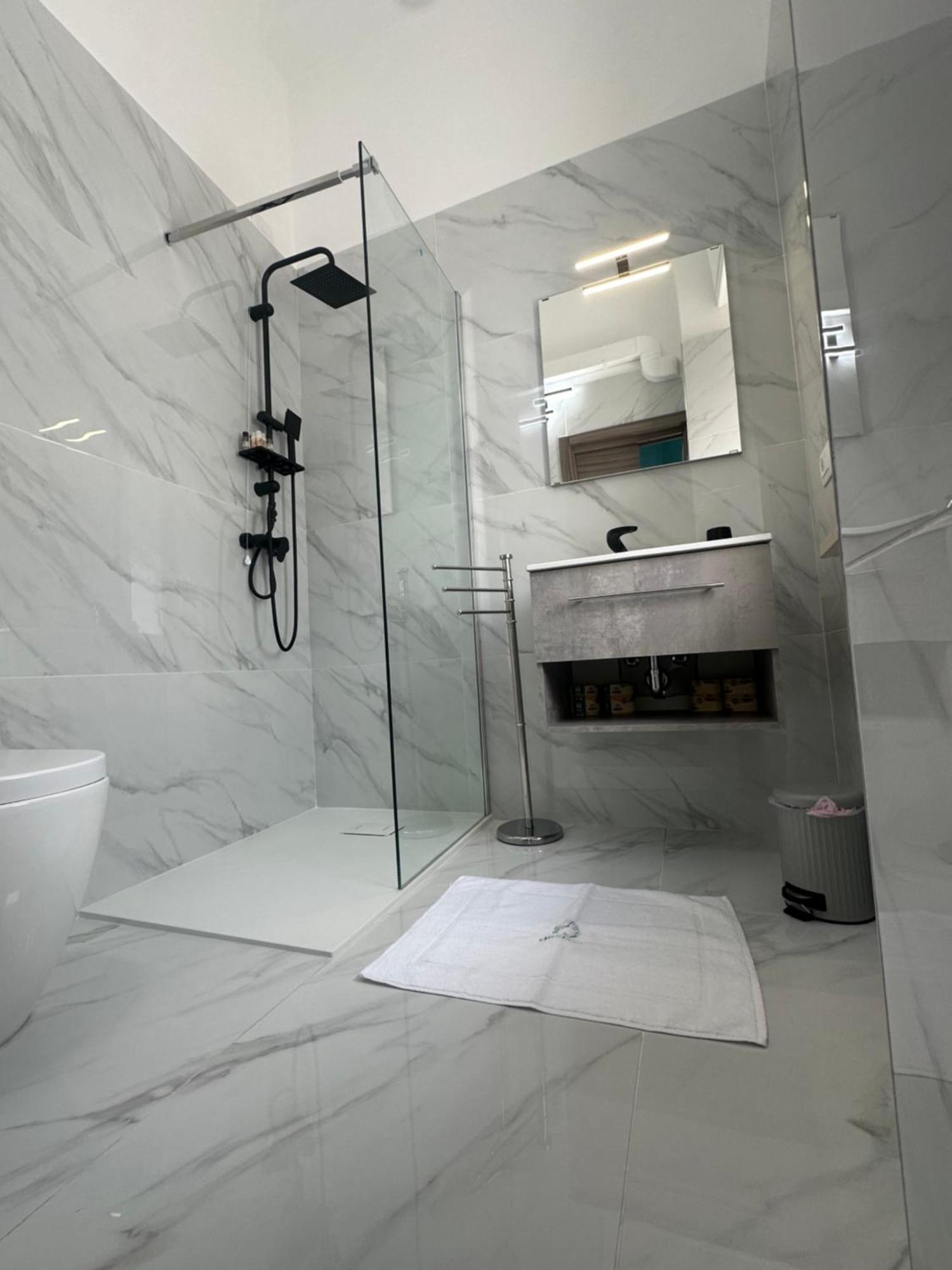 Emerella Luxury Suites-Siderno Lungomare Zewnętrze zdjęcie