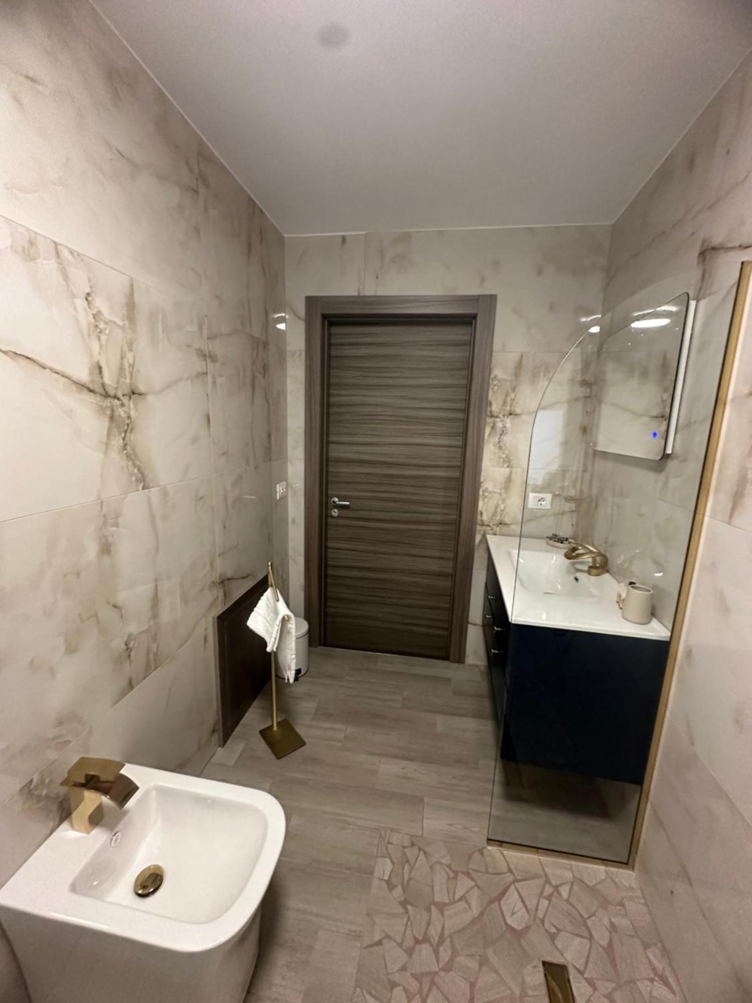 Emerella Luxury Suites-Siderno Lungomare Zewnętrze zdjęcie