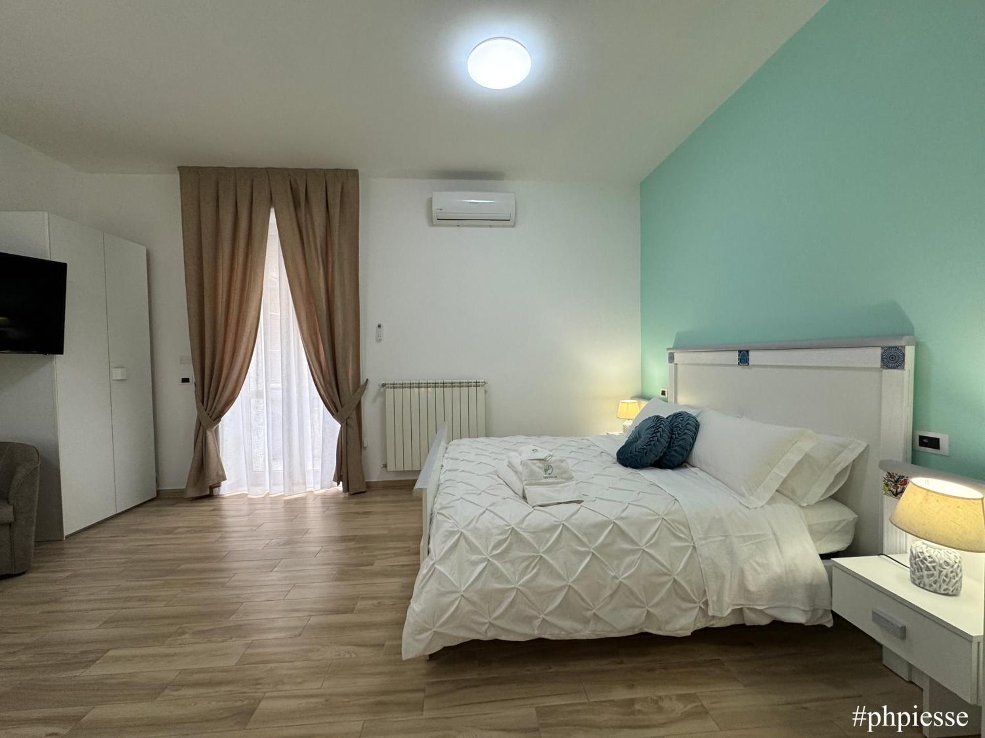 Emerella Luxury Suites-Siderno Lungomare Zewnętrze zdjęcie