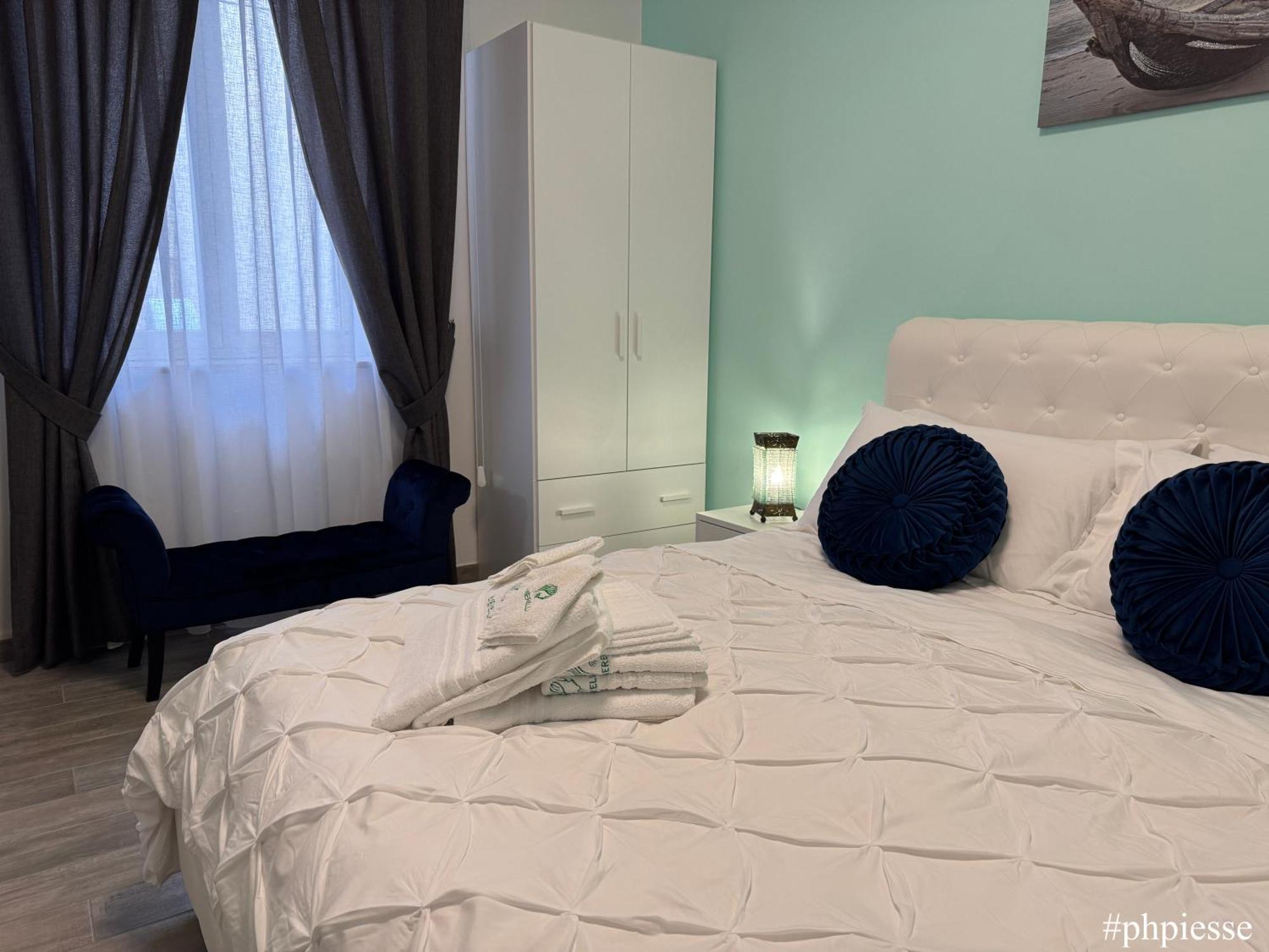 Emerella Luxury Suites-Siderno Lungomare Zewnętrze zdjęcie
