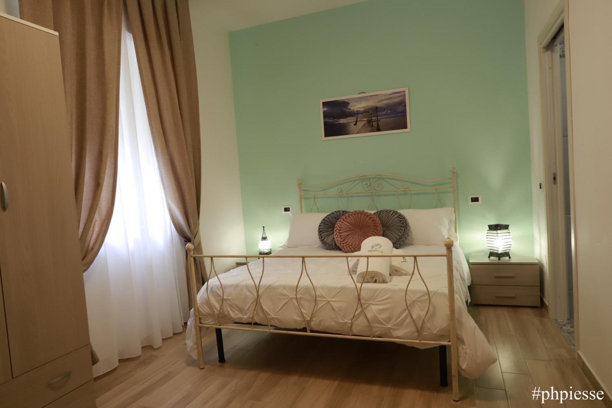 Emerella Luxury Suites-Siderno Lungomare Zewnętrze zdjęcie