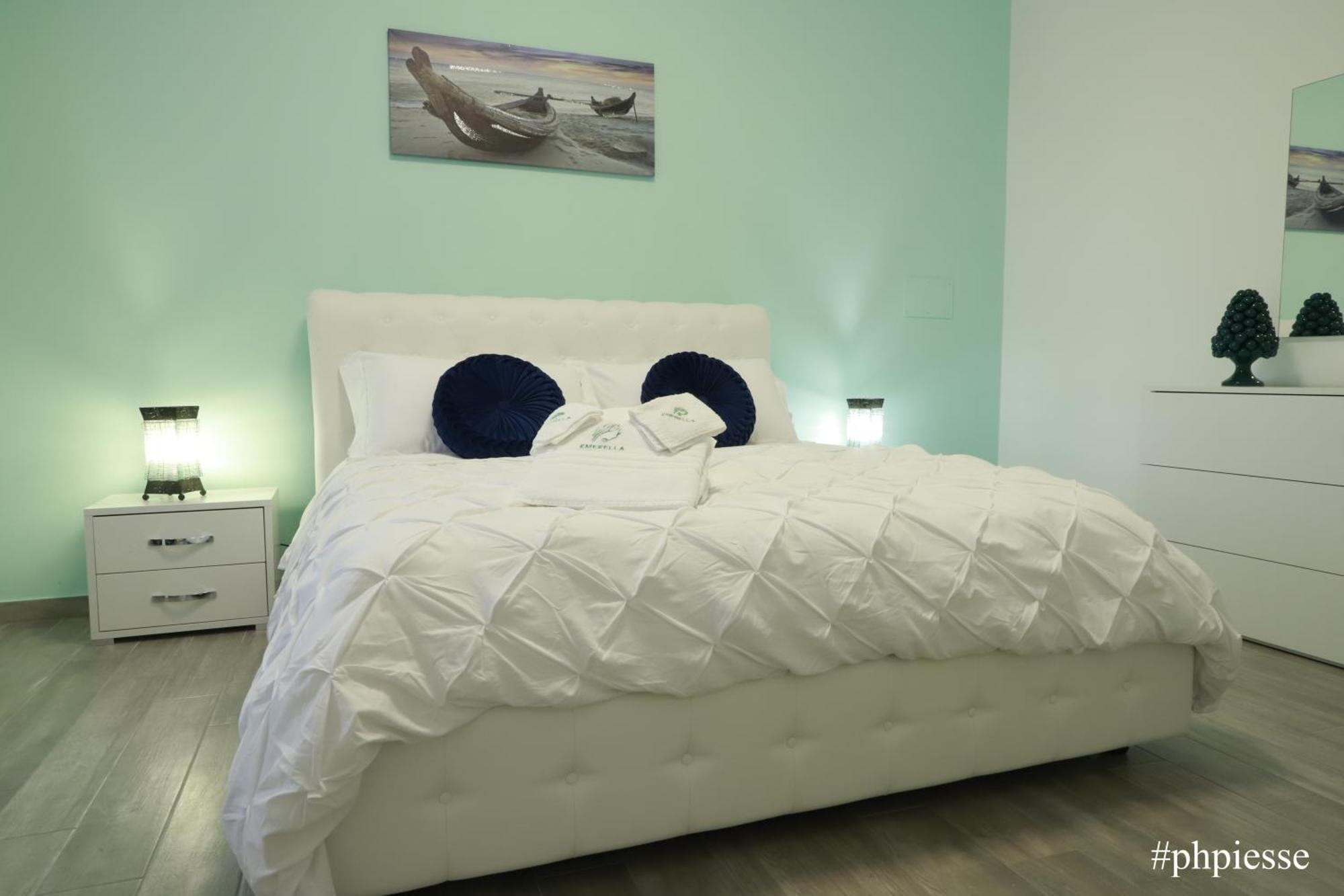 Emerella Luxury Suites-Siderno Lungomare Zewnętrze zdjęcie