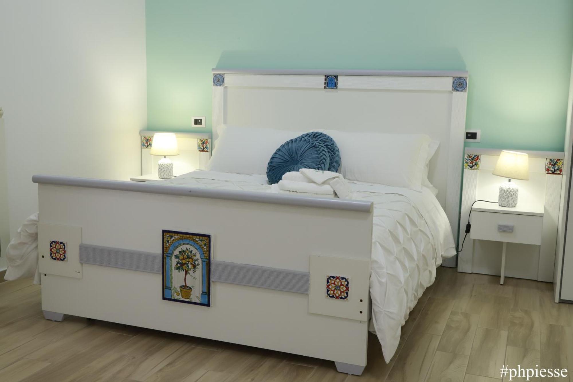 Emerella Luxury Suites-Siderno Lungomare Zewnętrze zdjęcie