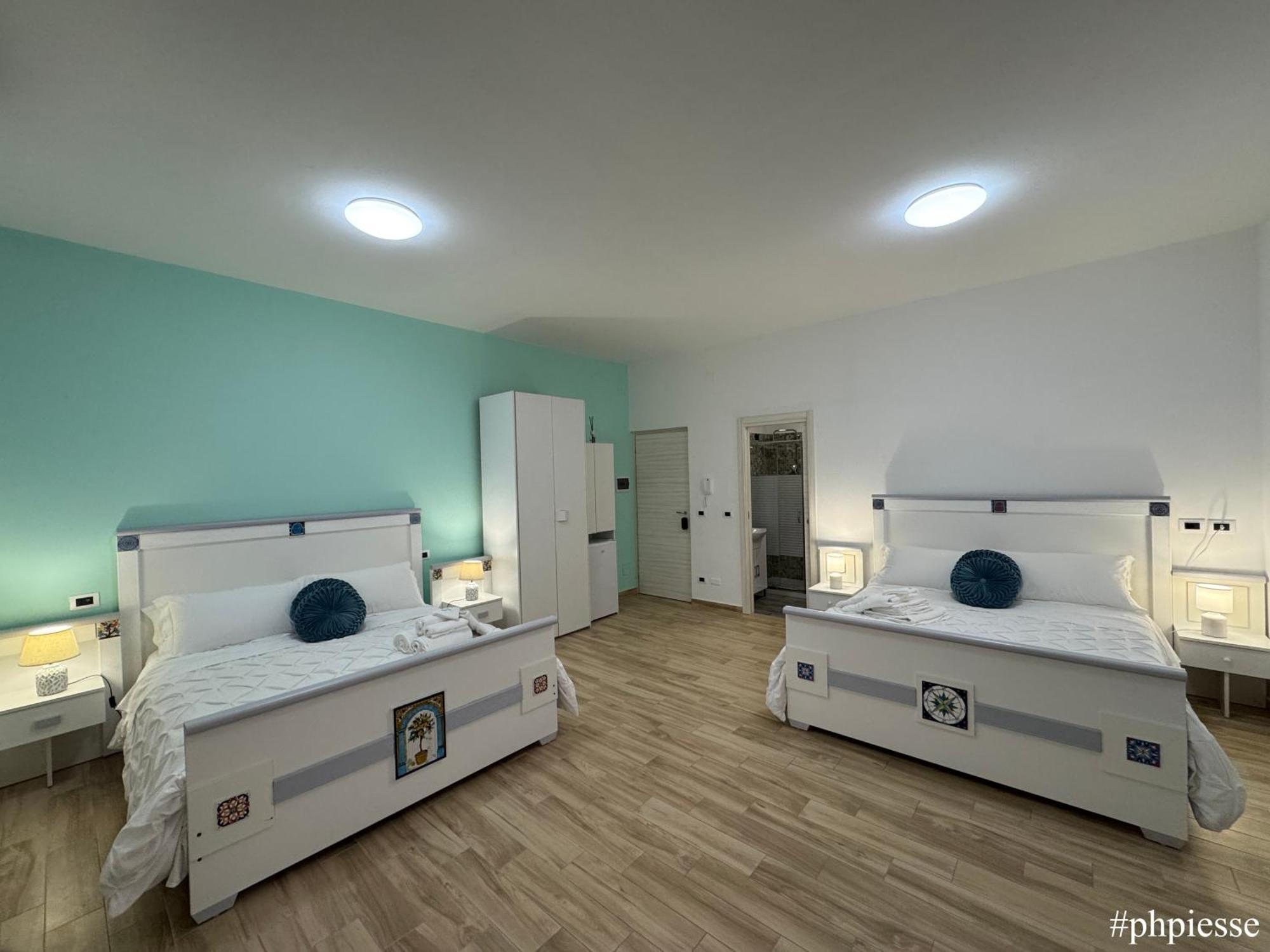 Emerella Luxury Suites-Siderno Lungomare Zewnętrze zdjęcie