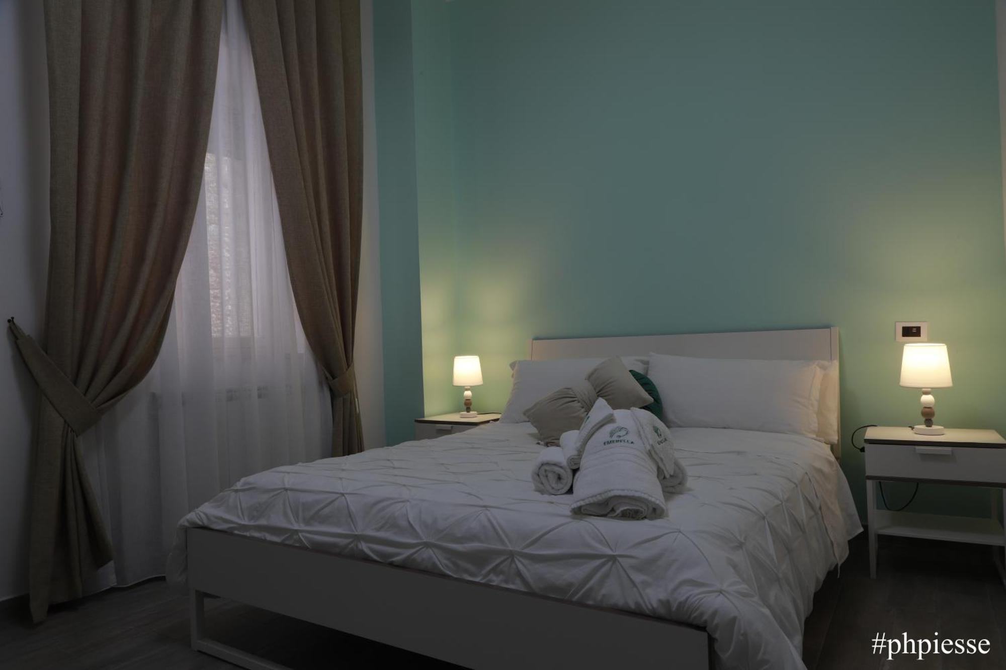 Emerella Luxury Suites-Siderno Lungomare Zewnętrze zdjęcie