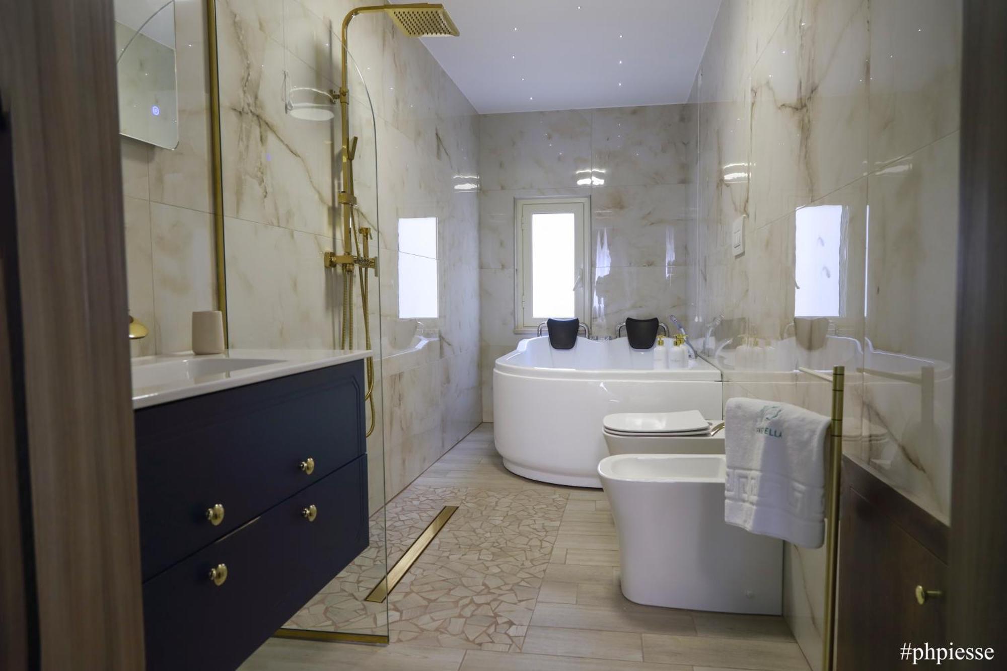 Emerella Luxury Suites-Siderno Lungomare Zewnętrze zdjęcie