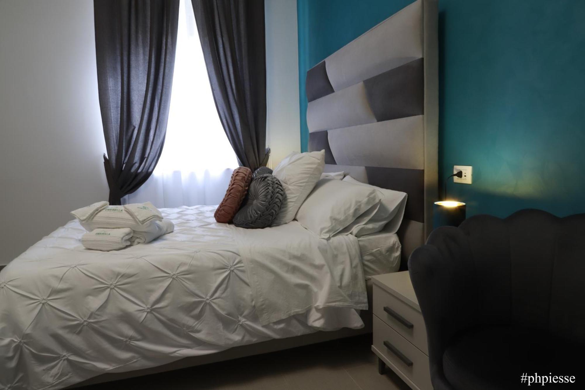 Emerella Luxury Suites-Siderno Lungomare Zewnętrze zdjęcie