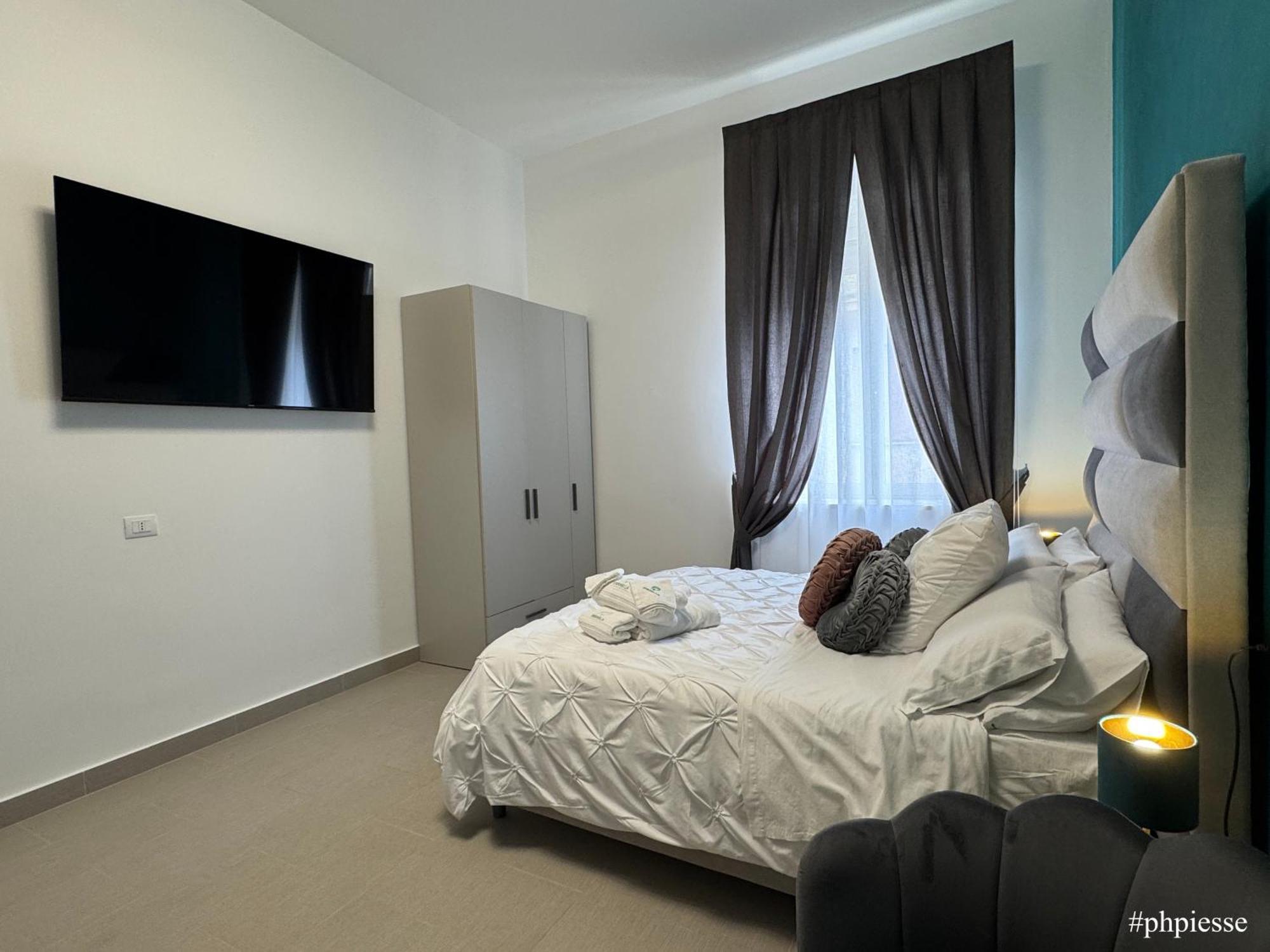 Emerella Luxury Suites-Siderno Lungomare Zewnętrze zdjęcie