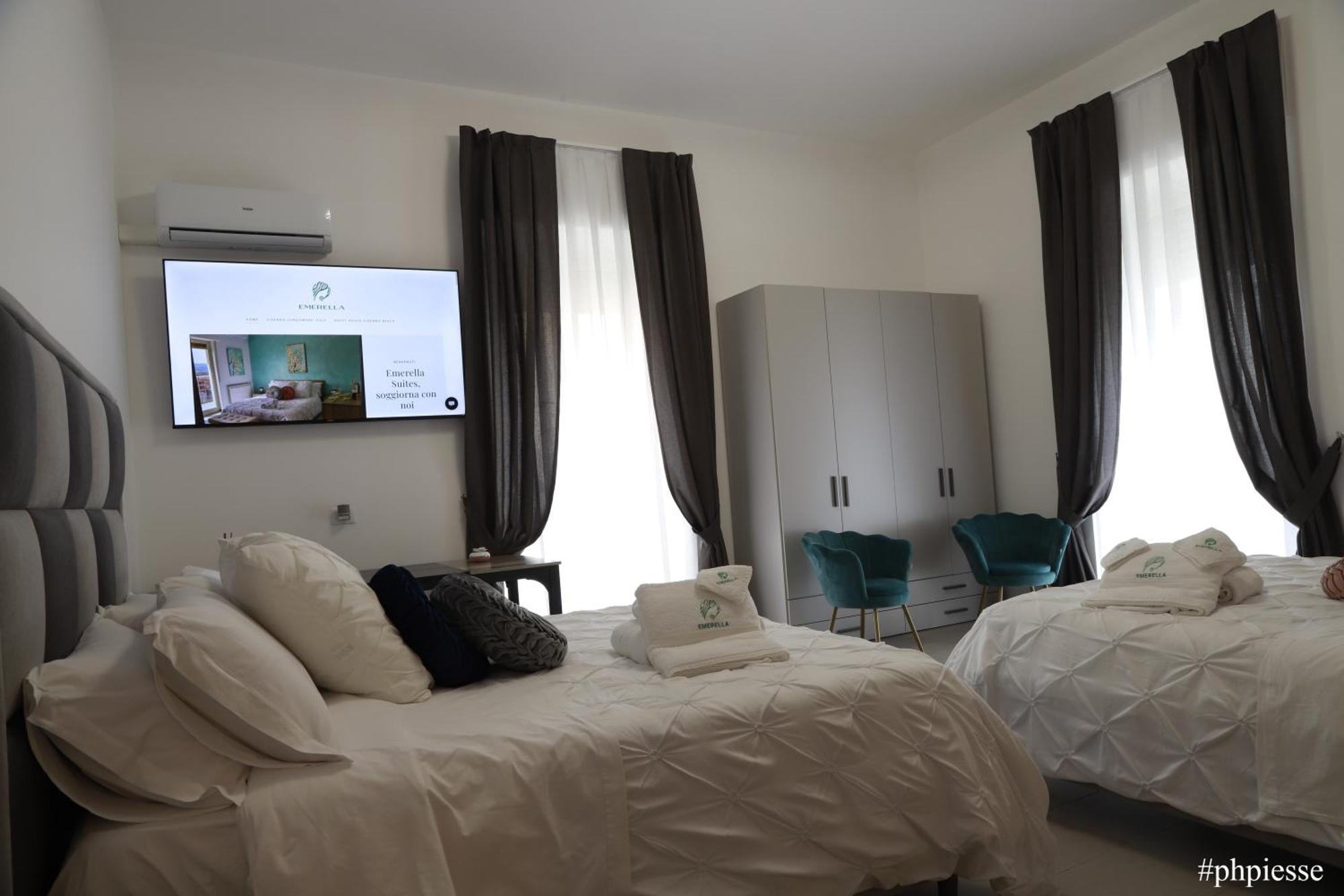 Emerella Luxury Suites-Siderno Lungomare Zewnętrze zdjęcie