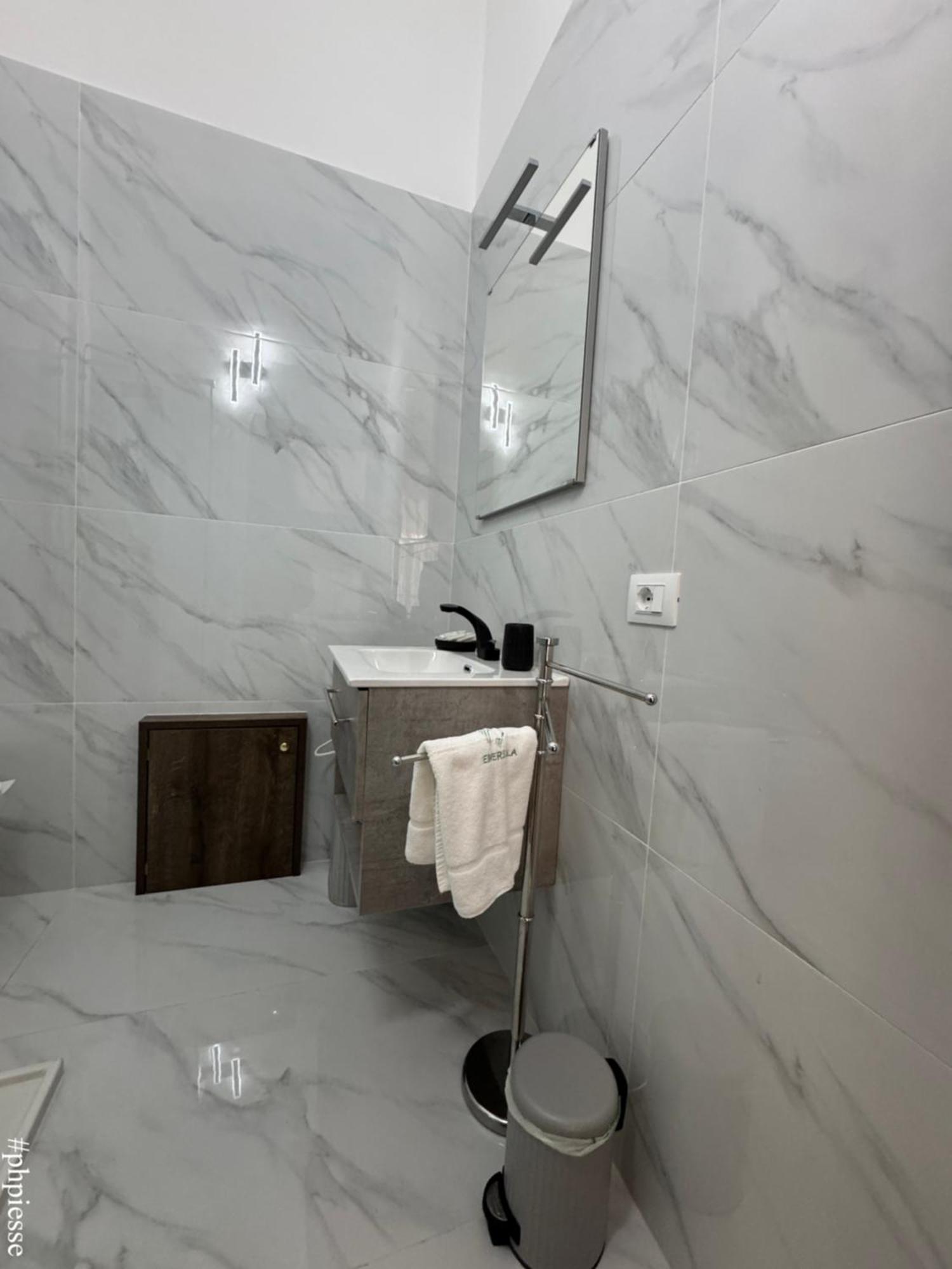 Emerella Luxury Suites-Siderno Lungomare Zewnętrze zdjęcie