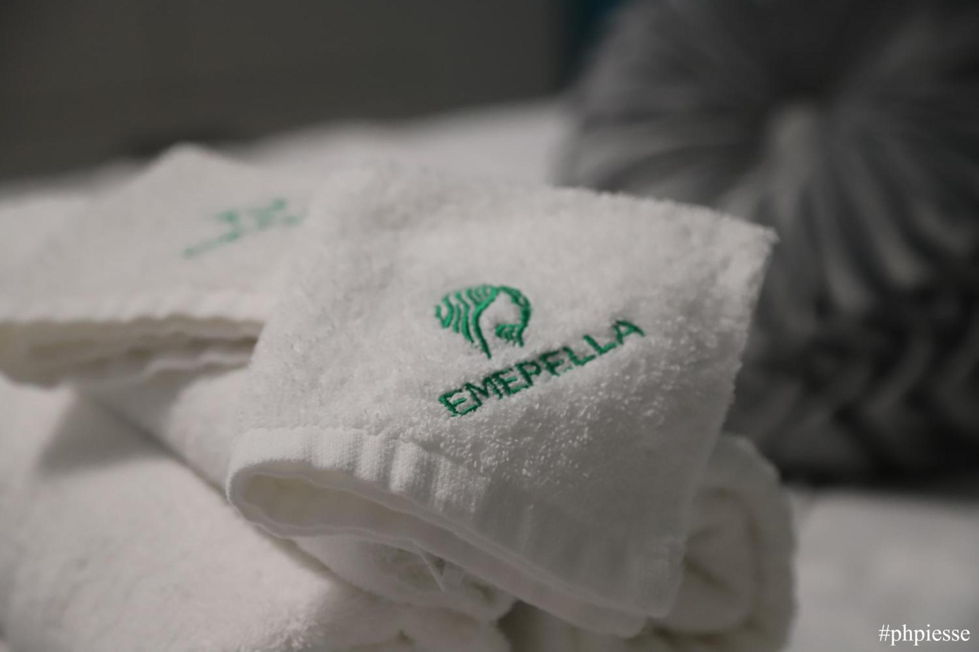 Emerella Luxury Suites-Siderno Lungomare Zewnętrze zdjęcie